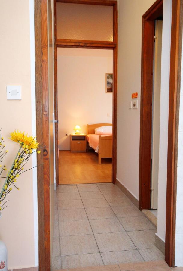 Apartments With A Parking Space Kornic, Krk - 5306 Luaran gambar