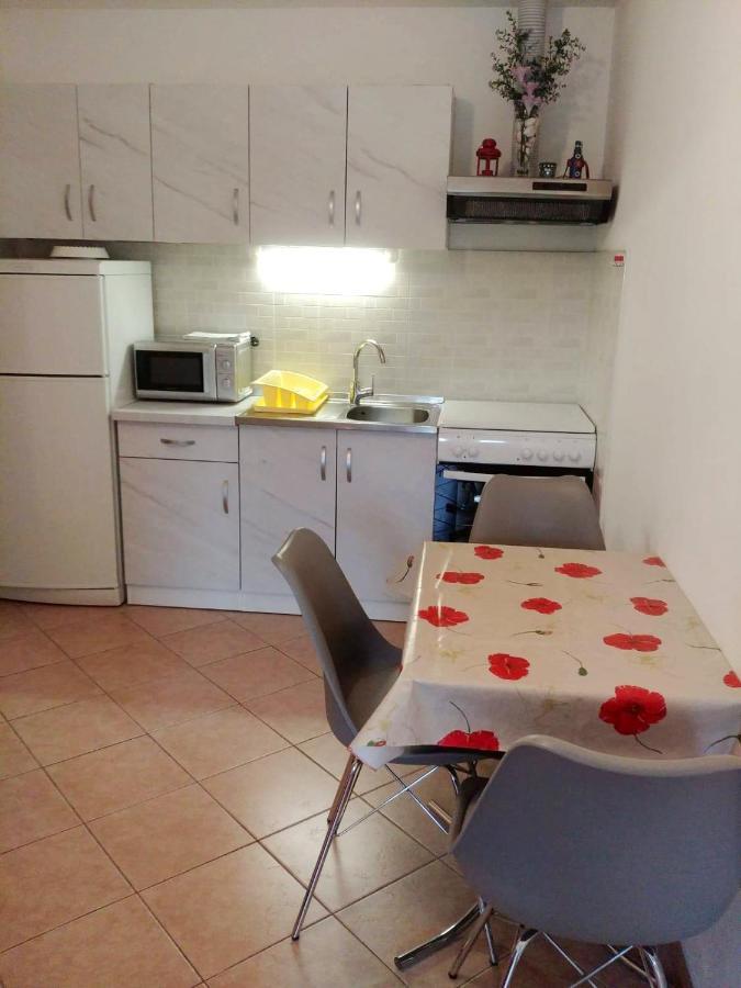 Apartments With A Parking Space Kornic, Krk - 5306 Luaran gambar